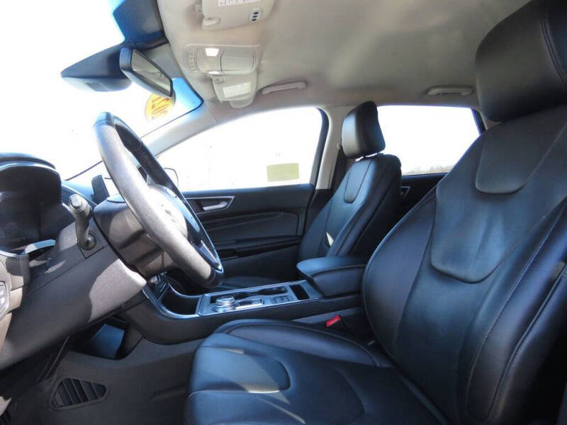 2021 Ford Edge Titanium