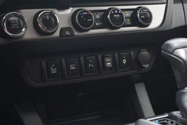 2017 Toyota Tacoma Limited