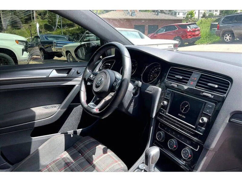 2019 Volkswagen Golf GTI