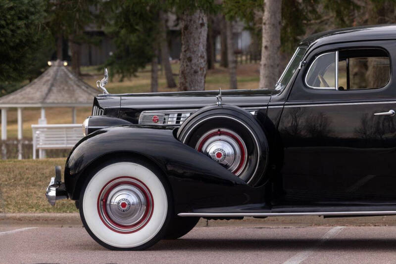 1939 Packard Super 8
