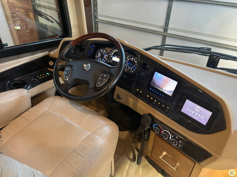 2017 Tiffin Allegro Bus 40AP