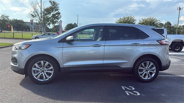 2024 Ford Edge Titanium