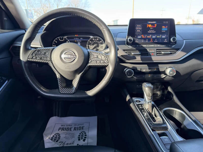 2023 Nissan Altima 2.5 SR