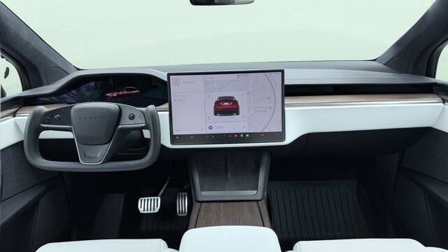 2023 Tesla Model X Standard Range