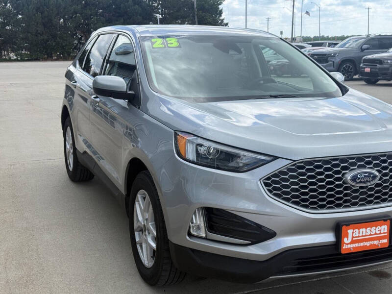 2023 Ford Edge SEL