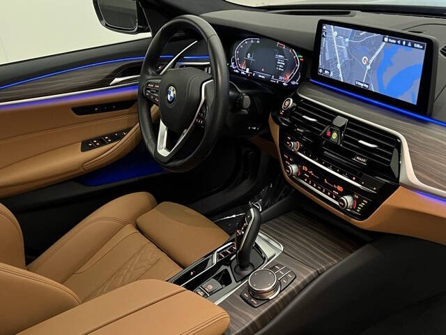 2023 BMW 5 Series 530i