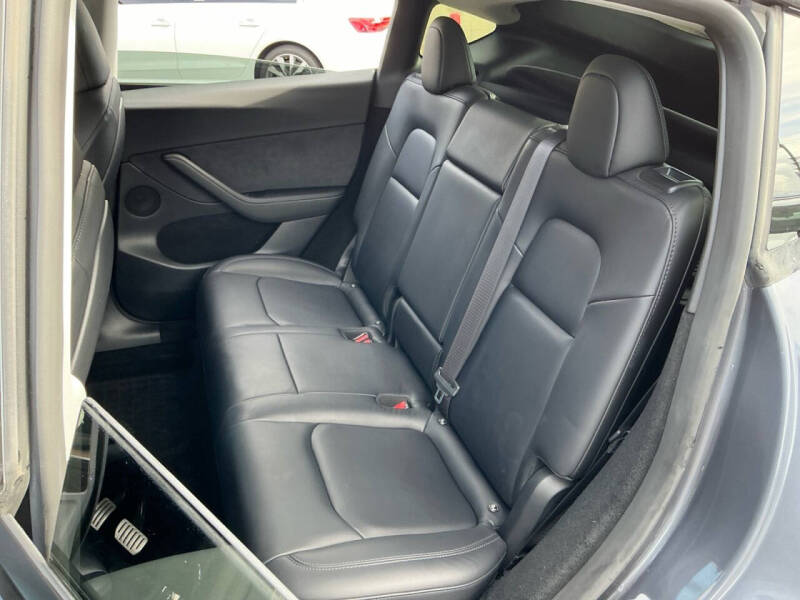 2023 Tesla Model Y Performance