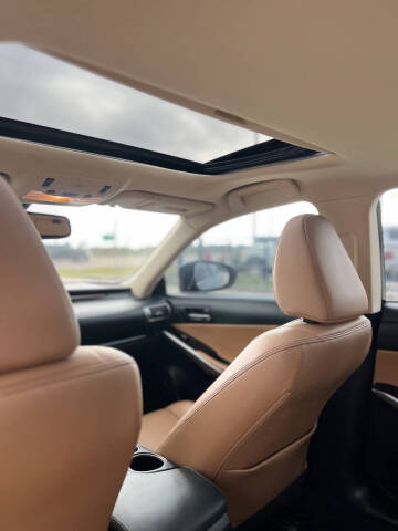 2016 Lexus IS 200t
