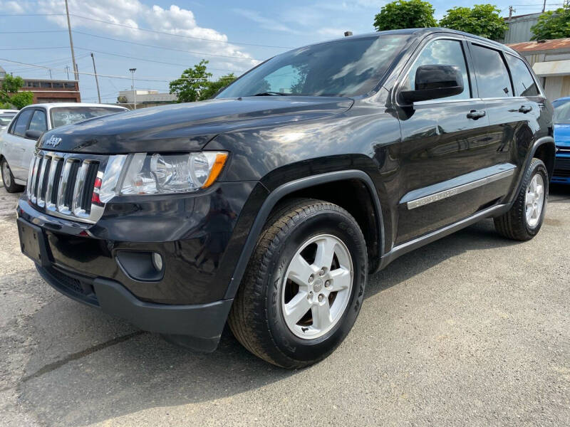 2013 Jeep Grand Cherokee for sale at Philadelphia Public Auto Auction in Philadelphia PA