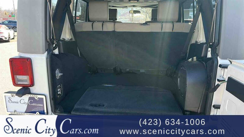 2010 Jeep Wrangler Unlimited Sahara