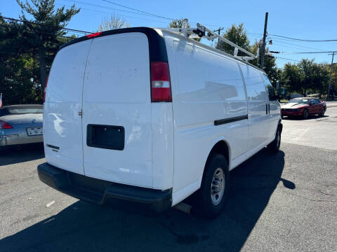 2016 Chevrolet Express 2500