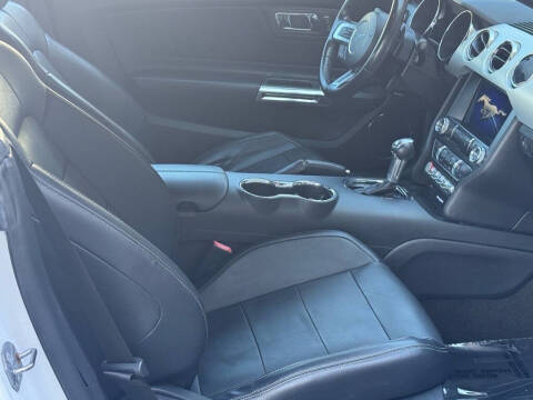 2016 Ford Mustang EcoBoost Premium