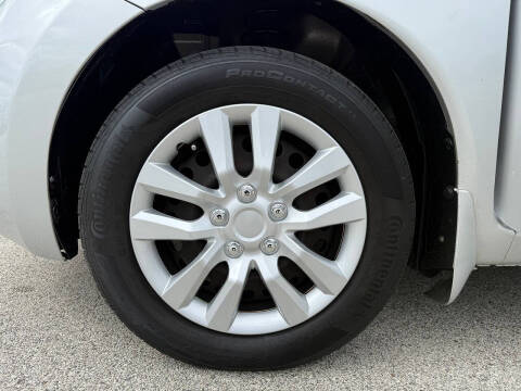 2016 Nissan Versa Note SV
