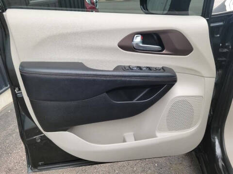 2018 Chrysler Pacifica Touring L Plus