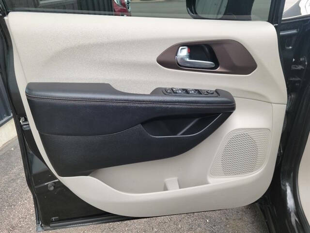 2018 Chrysler Pacifica Touring L Plus