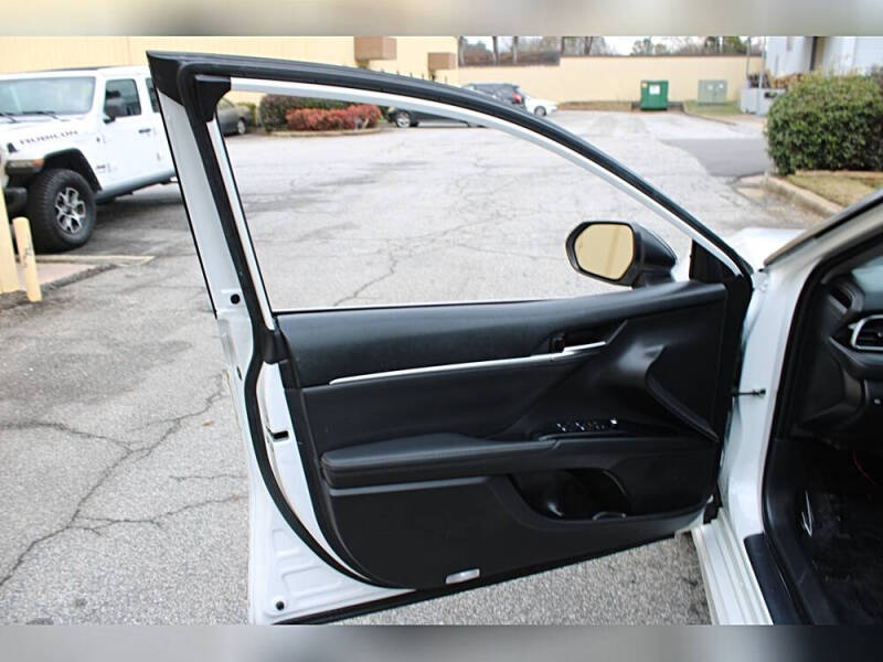 2020 Toyota Camry XSE