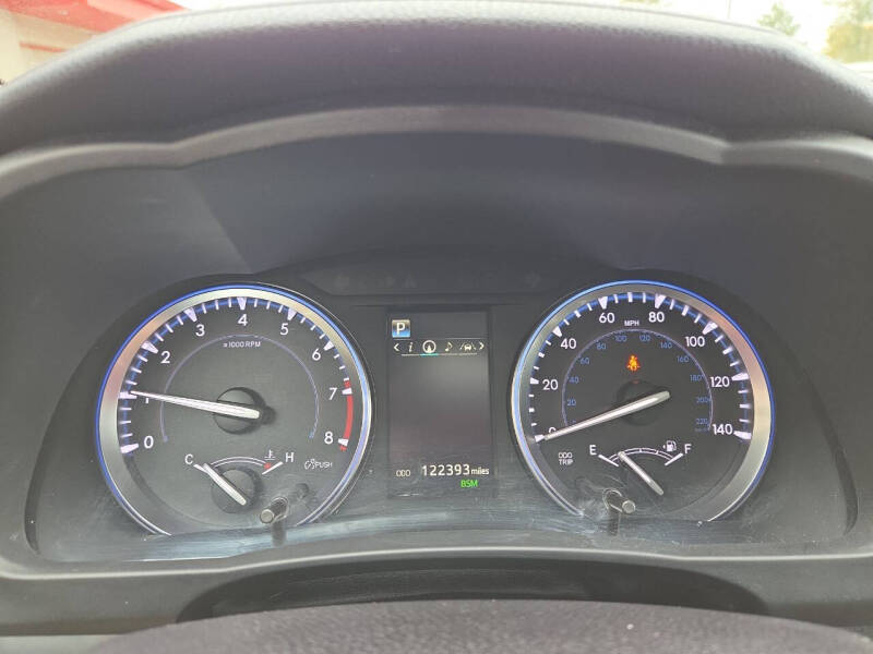 2017 Toyota Highlander SE