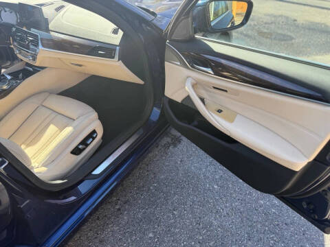 2018 BMW 5 Series 540i