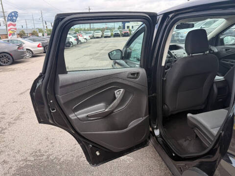 2019 Ford Escape S