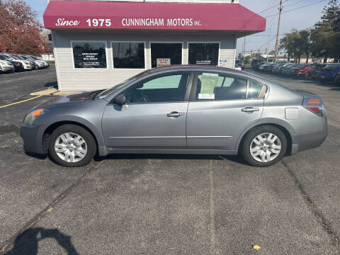 2009 Nissan Altima for sale at Cunningham Motor Sales, Inc. in Urbana IL