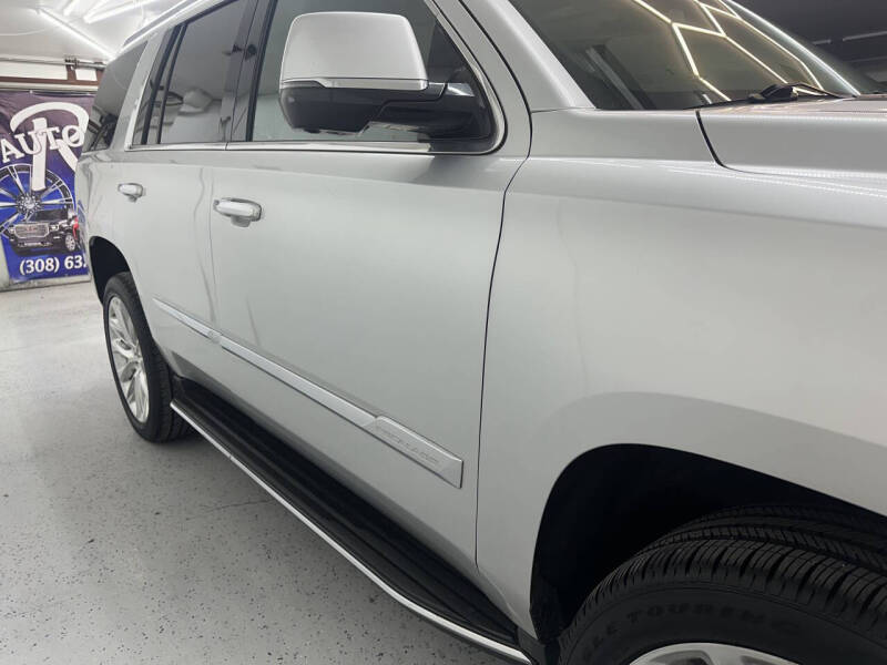 2017 Cadillac Escalade Luxury