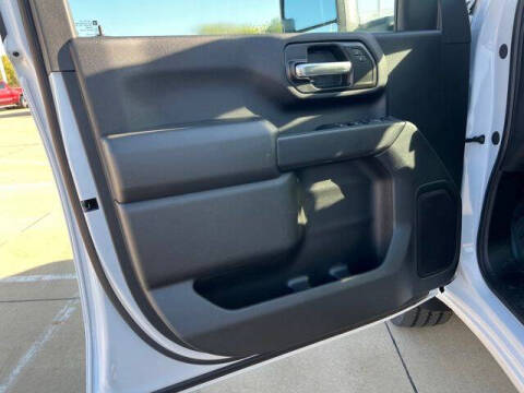 2025 GMC Sierra 2500HD Pro