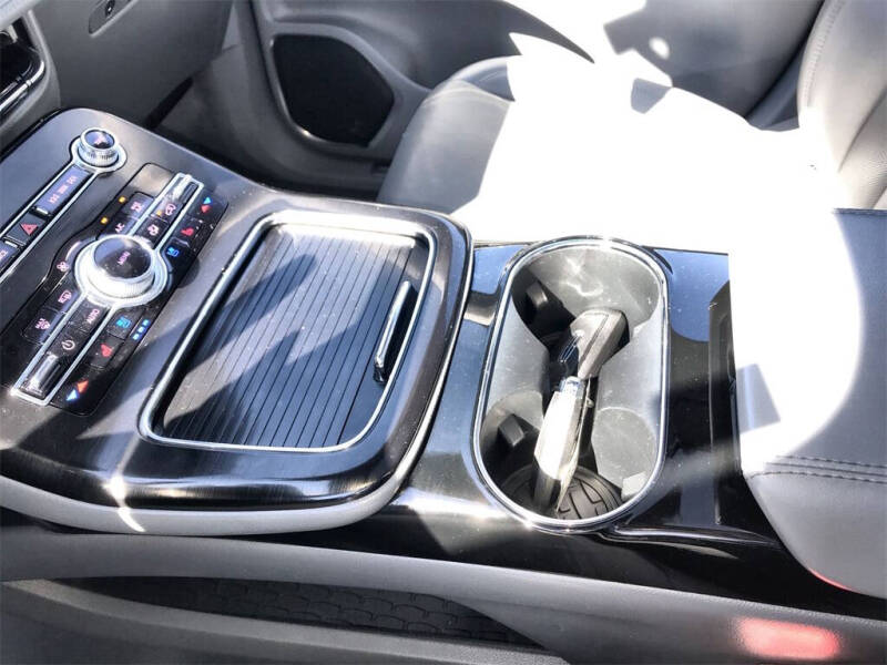 2021 Lincoln Nautilus Reserve