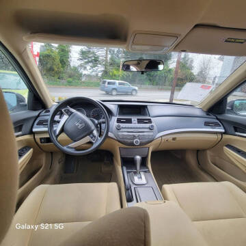 2011 Honda Accord LX-P