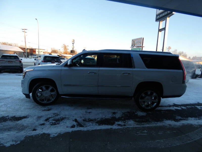 2019 Cadillac Escalade ESV Luxury
