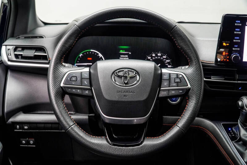 2022 Toyota Sienna XSE 7-Passenger