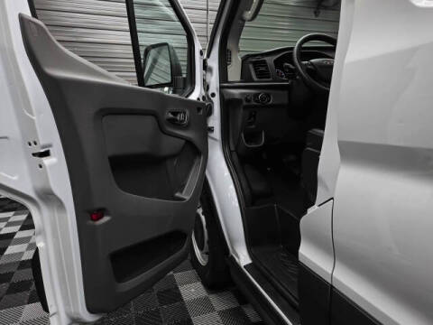 2024 Ford Transit 250