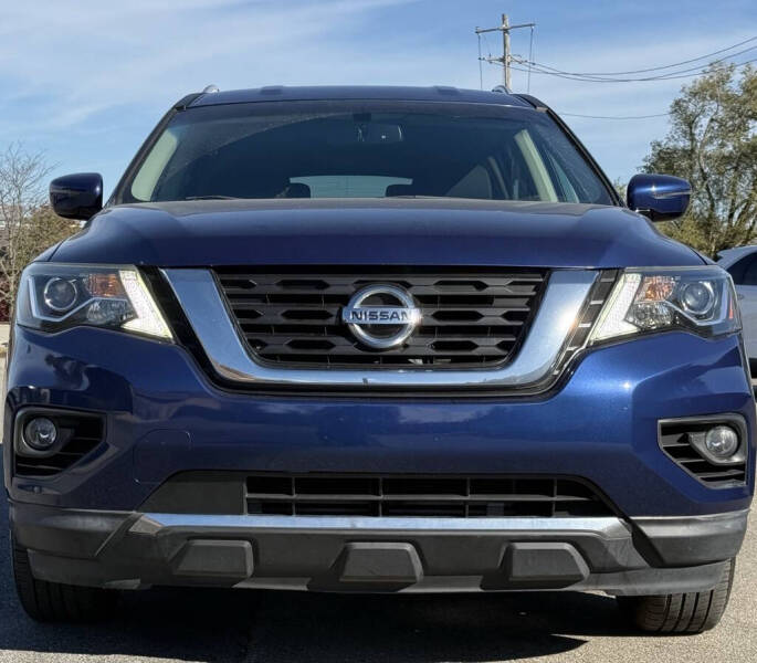 2017 Nissan Pathfinder SV