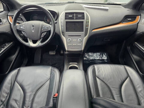 2017 Lincoln MKC Select