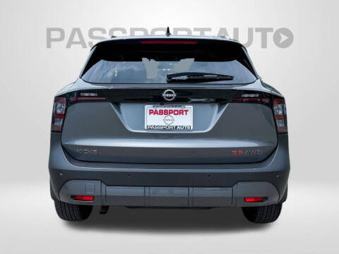 2025 Nissan Kicks SR