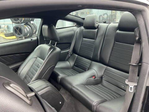 2011 Ford Mustang V6 Premium