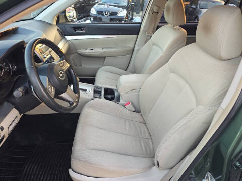 2010 Subaru Outback 2.5i Premium