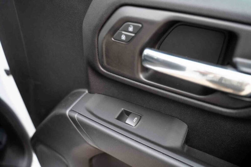 2025 GMC Sierra 2500HD Pro