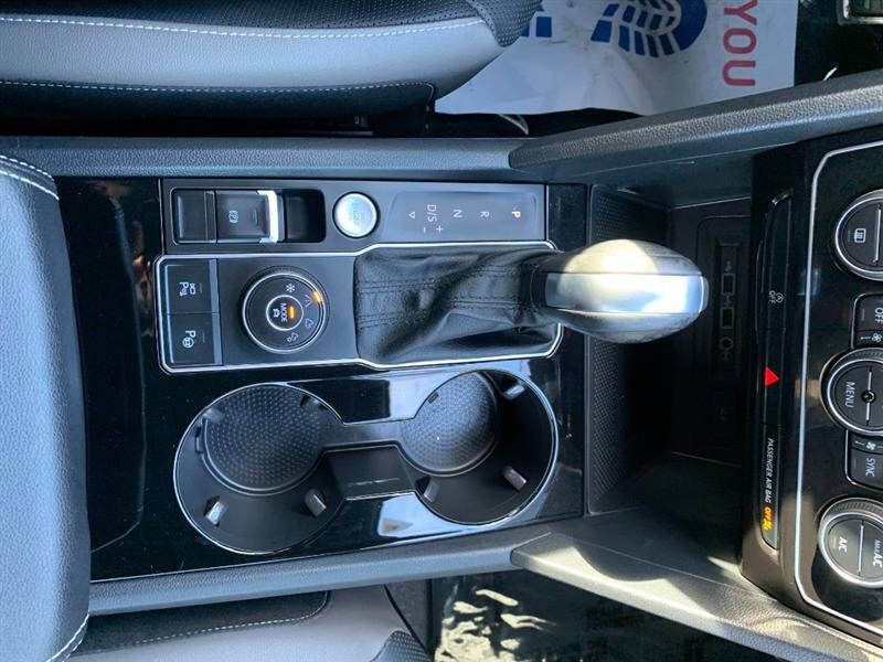 2020 Volkswagen Atlas Cross Sport V6 SEL Premium R-Line 4Motion