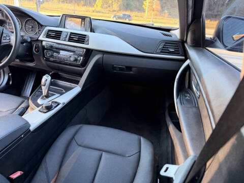 2017 BMW 3 Series 320i