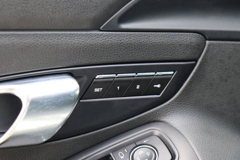 2019 Porsche 718 Cayman