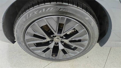 2024 Audi Q8 e-tron quattro Prestige