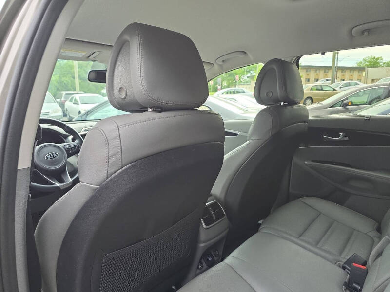 2016 Kia Sorento EX V6