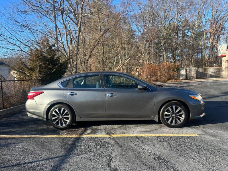 2017 Nissan Altima 2.5 SV