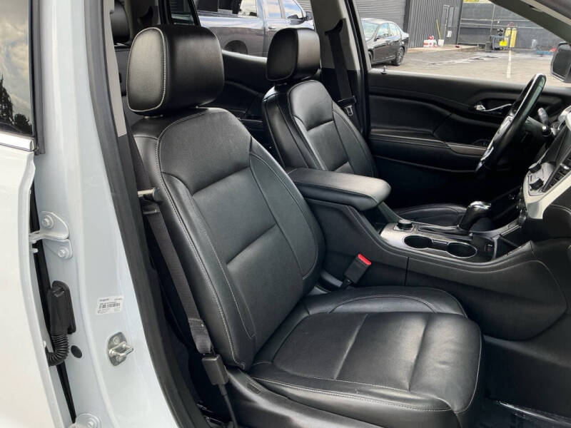 2019 GMC Acadia SLT-1