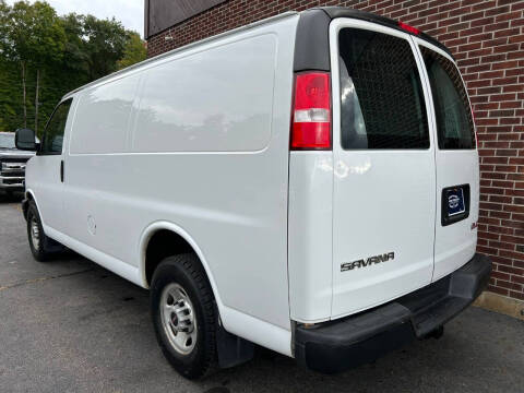 2017 GMC Savana 2500