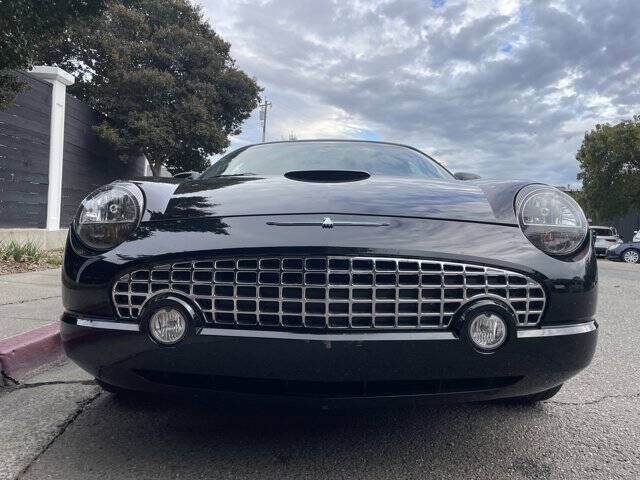 2002 Ford Thunderbird Deluxe