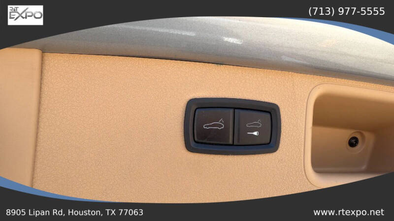 2015 Porsche Macan Turbo