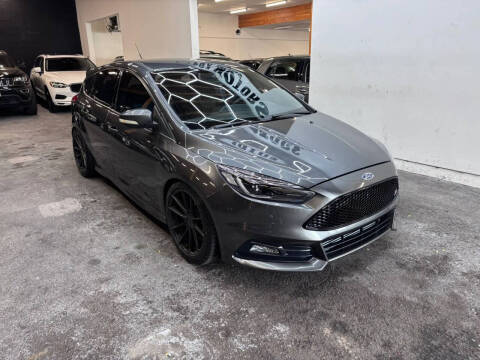 2017 Ford Focus ST