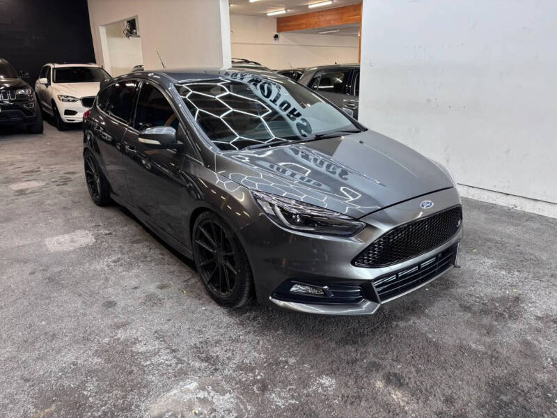 2017 Ford Focus ST
