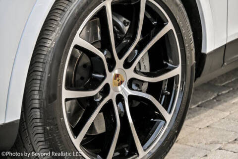 2023 Porsche Cayenne S Coupe Platinum Edition